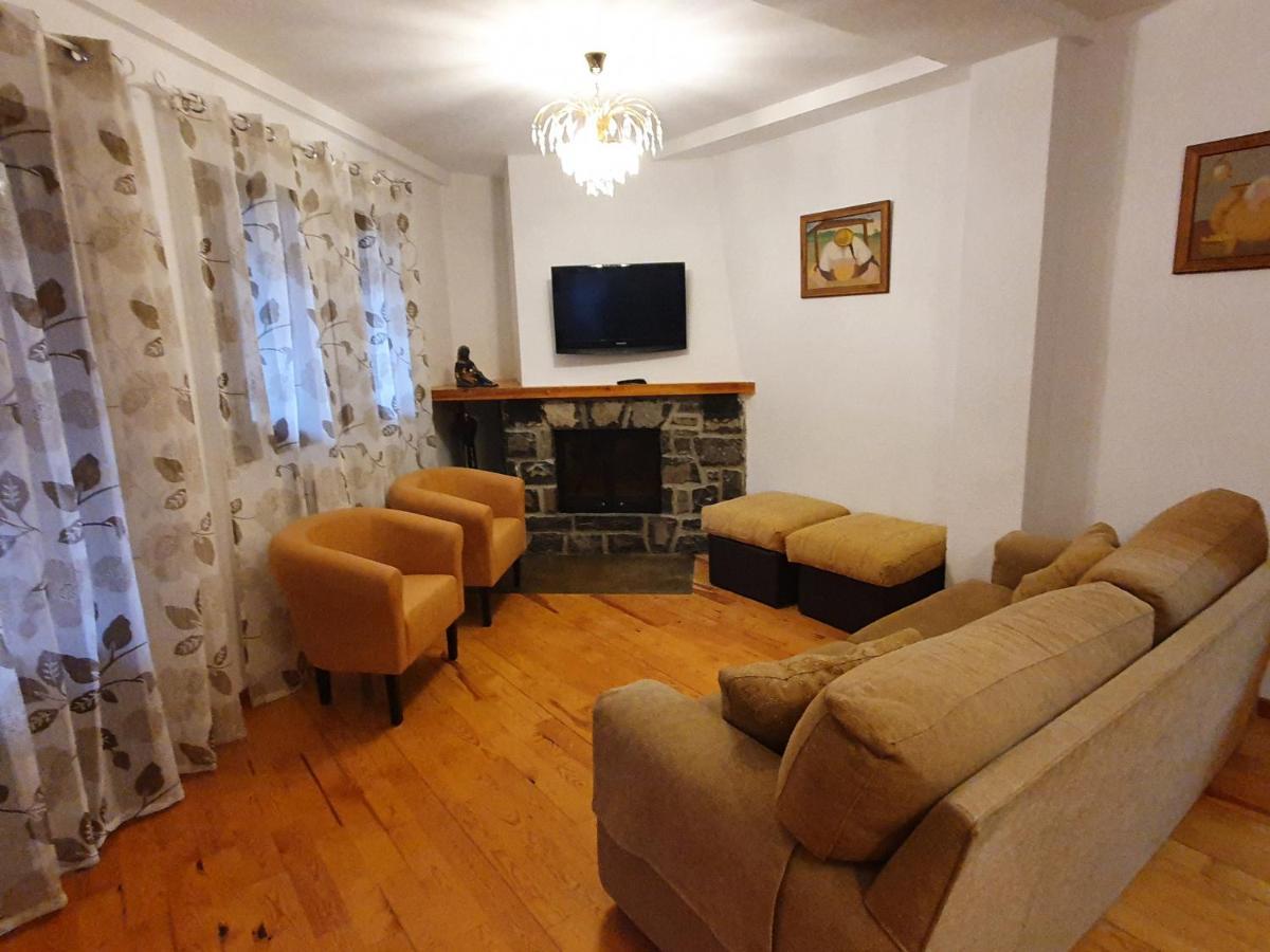Apartamento Marbore Torla Phòng bức ảnh